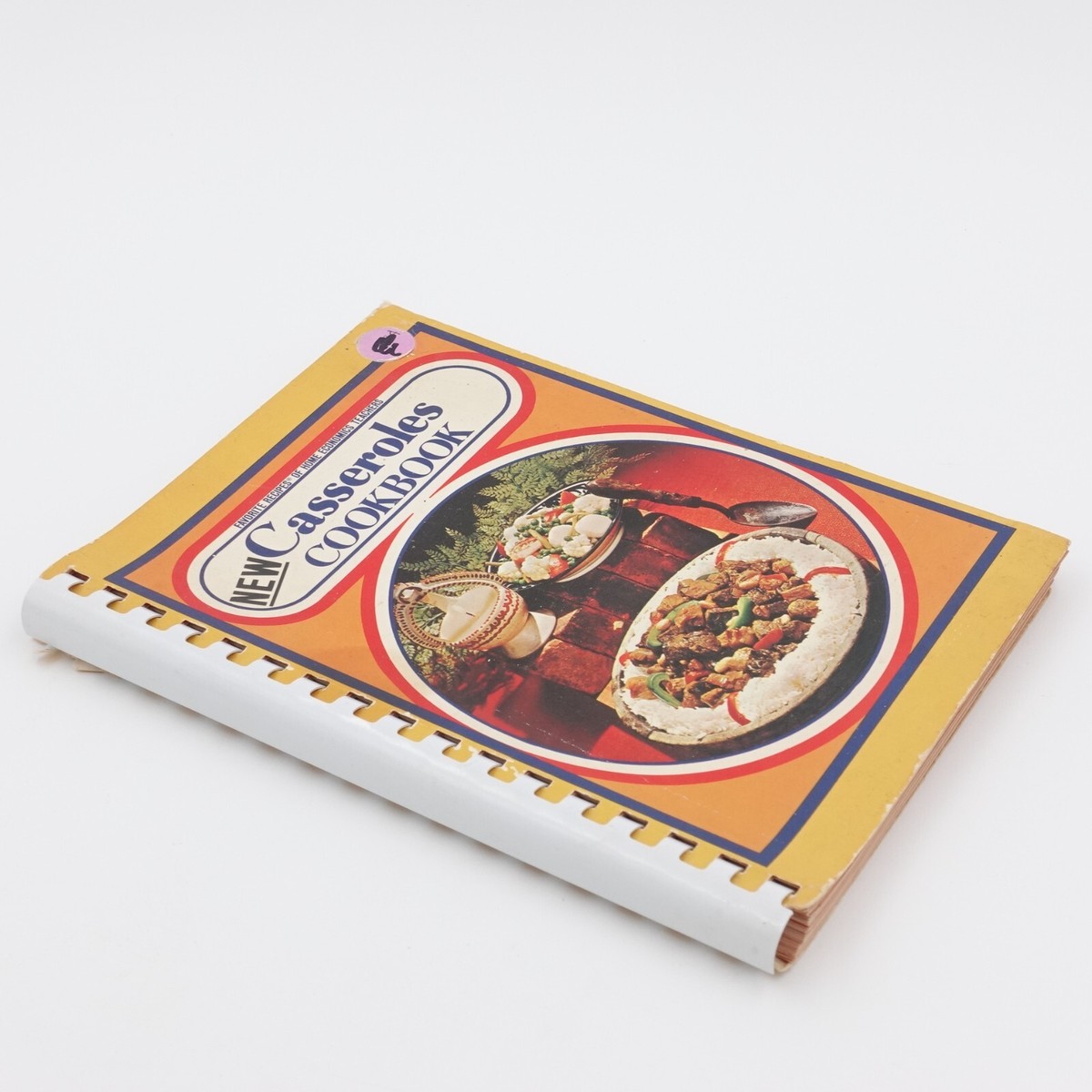 New Casserole's Cookbook Vintage Recipes of Home Economic