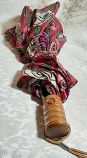 VINTAGE RETRO ROSES Wood Handle Umbrella Push Button Open WORKS GREAT