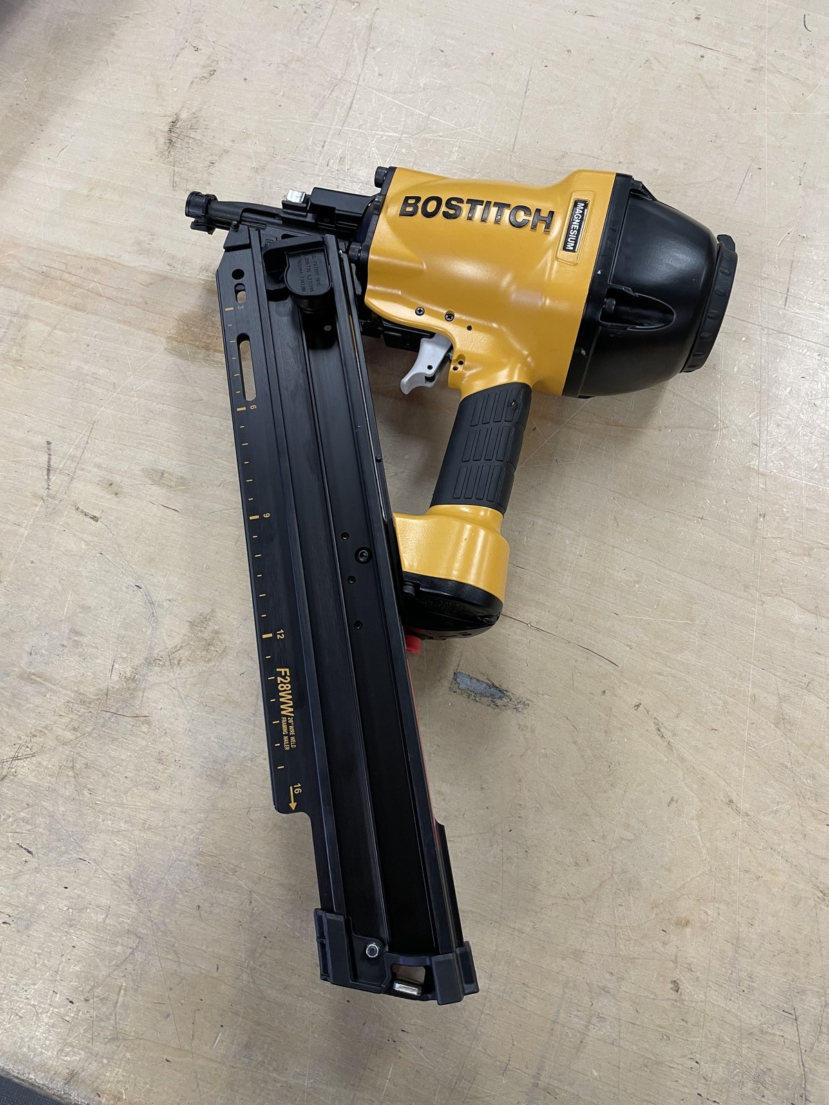 BOSTITCH Framing Nailer, Clipped Head, 2-Inch to 3-1/2-Inch,