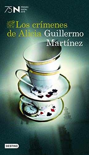Los crímenes de Alicia (Spanish - Paperback, by Martínez Guillermo - Very Good