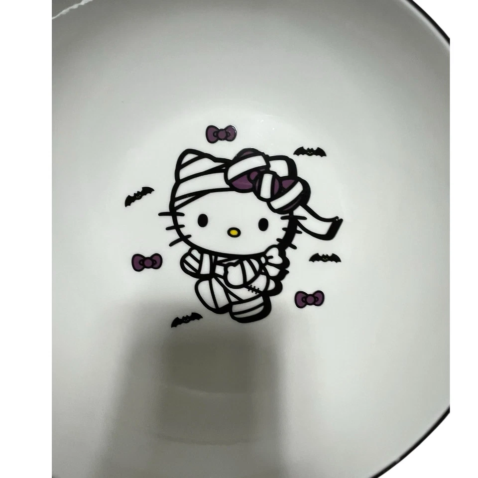 Тарелка для мумии на Хэллоуин Sanrio Hello Kitty блюдо 9 дюймов 48 унций фиолетово-белая - Изображение 3 из 4