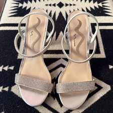 Nina Strappy Ankle Strap Open Toe Heels Silver Evening Women's Size 6.5