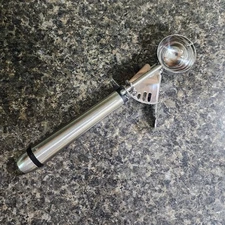 Oneida  Stainless Melon Fruit Cookie Dough Baller Scoop Kitchen Utensil