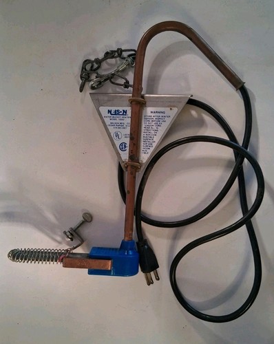 Nelson water bucket Electric heater model 10202.  200 watts 120 volts