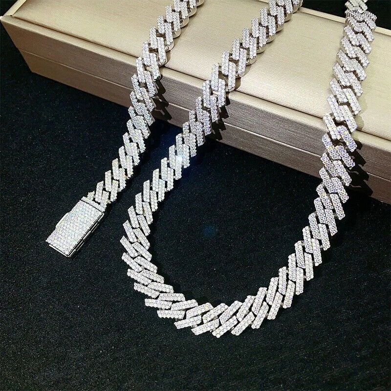 VVS1 Moissanite Cuban Chain 12mm – GRA Passes Tester - Iced Out | 925 Silver - Image 4 of 4