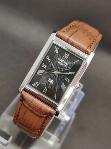 Vintage Seiko Slim Tank Quartz Men Black Dial Dress Watch-Free DDP Shipping