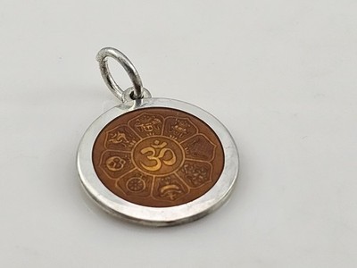 OM Aum Shanti Yoga Peace Gold Enamel 925 Sterling Silver Medal Pendant 27mm