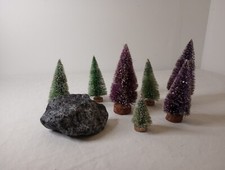 Lot of 8 Vintage Small Trees boulder Model Railroad Christmas Village Train Sets