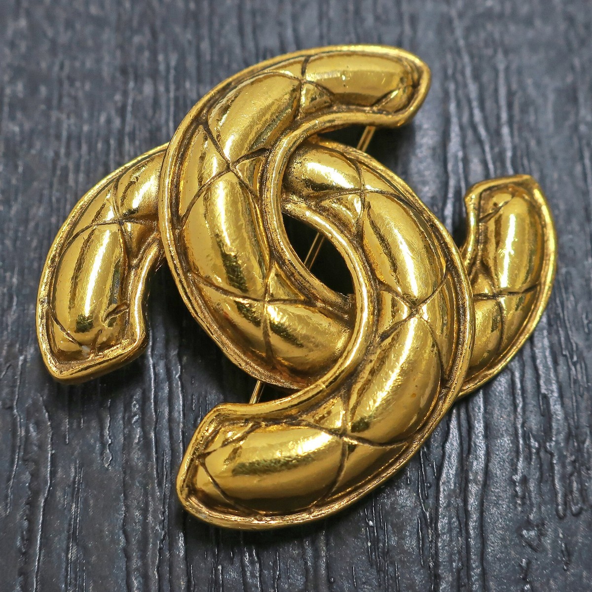 CHANEL Gold Plated CC Logos Matelasse Vintage Pin Brooch #864c