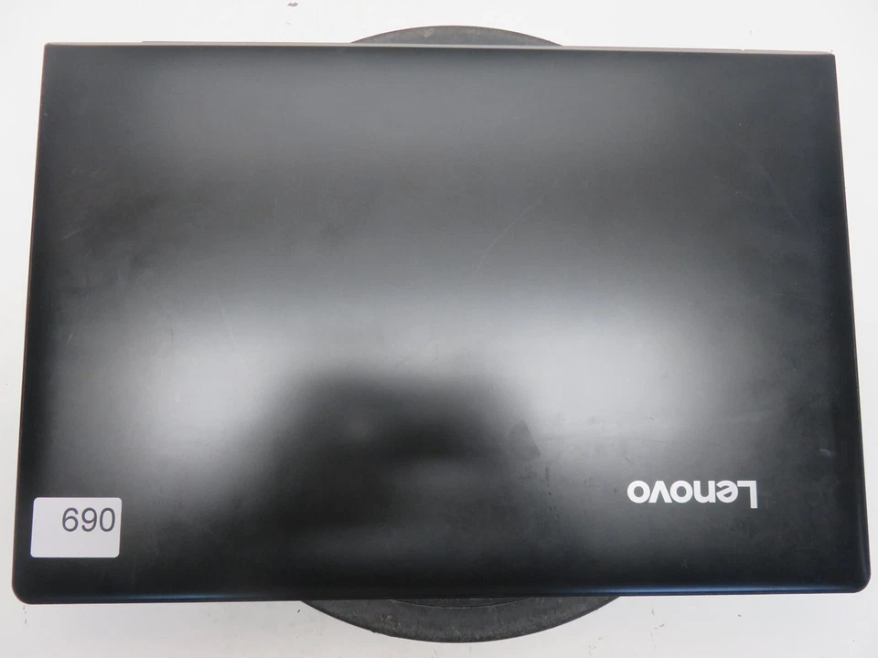 Lenovo Ideapad 310-15ABR AMD A12-9700P 2,5 GHz 8 GB SIN DISCO DURO sin batería Foto 2 de 4