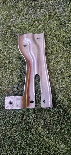 7296858 BMW i3 Stoßstange vorne Strebe rechts O/S Querträger Leiste unten Träger