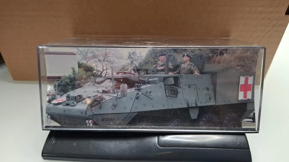  M1128 Stryker MGS 2nd Infantry Division USA - 2006 METAL 1:72  - Immagine 2 di 2