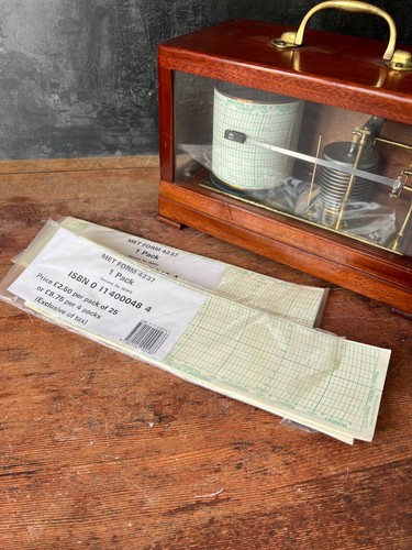 Ex UK Meteorological Office Barograph in very good condition - Picture 11 of 12
