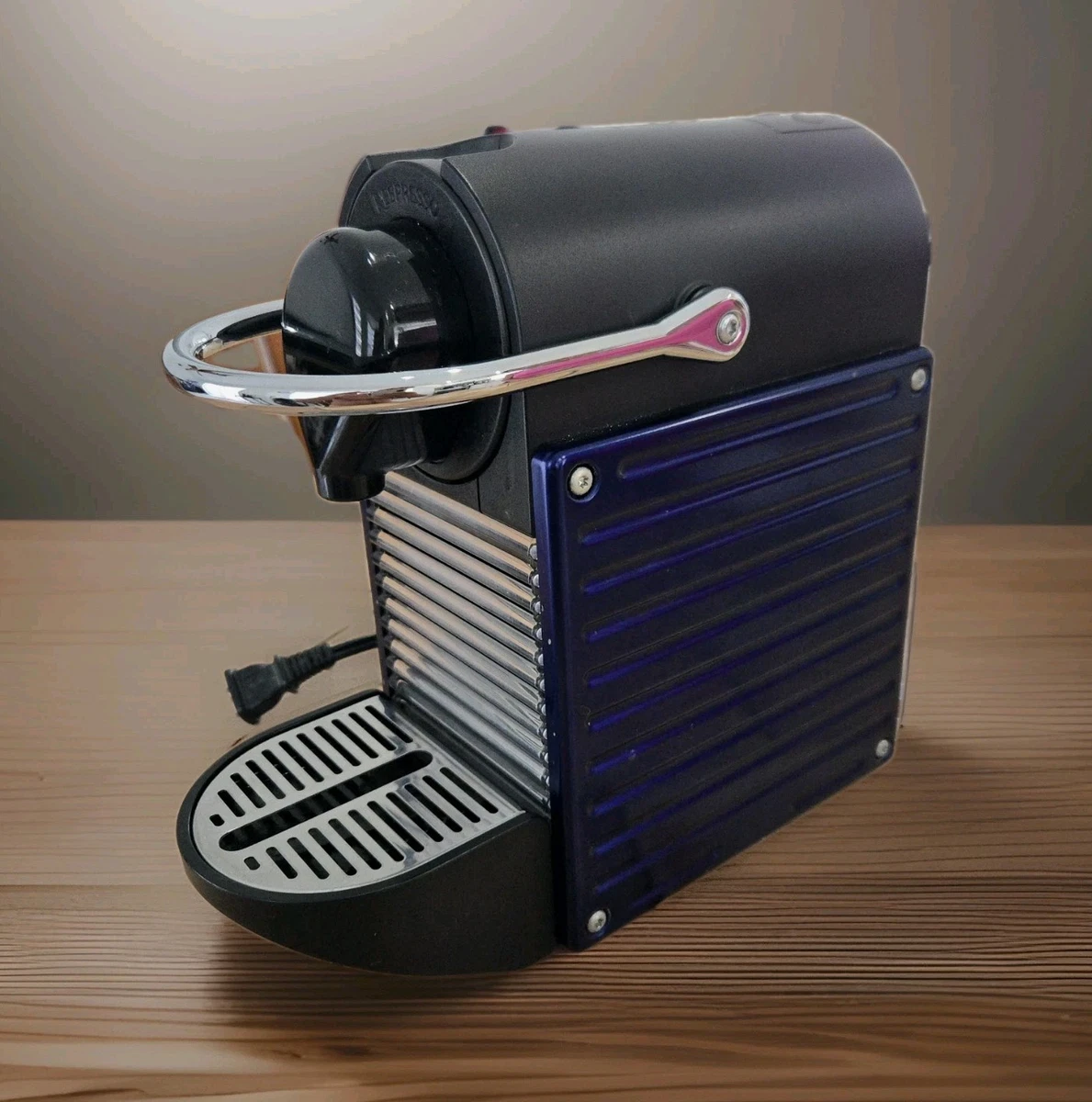 新品❗️Nespresso PIXIE C60型 Nespresso Pixie C60-SS Capsule Espresso Machine Steel Lines