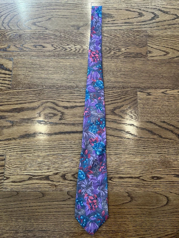 Vintage Surrey Multicolor Floral Design Tie Retro 60s 70s Made in USA - Image 4 of 4