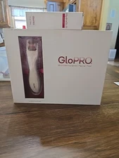 **NIB** GLOPRO MICROSTIMUKATION FACIAL TOOL AND HYDRAGLO SERUM