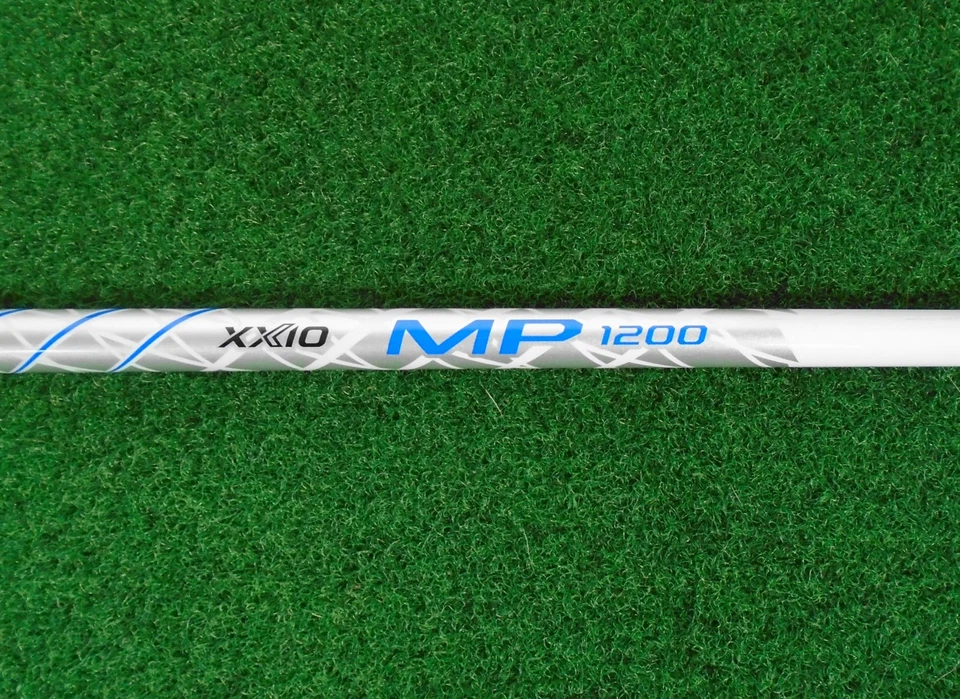 New XXIO 12 Men's 20* 4 Hybrid, MP 1200 42g Graphite Regular, Headcover - Image 3 of 4