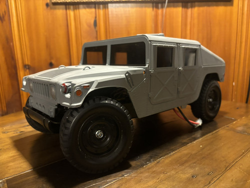 TAMIYA M1025 HUMMER 1/12 Scale RC Off-Road Truck