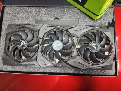 ASUS ROG STRIX GeForce RTX2080TI 0C 11G GAMING Video