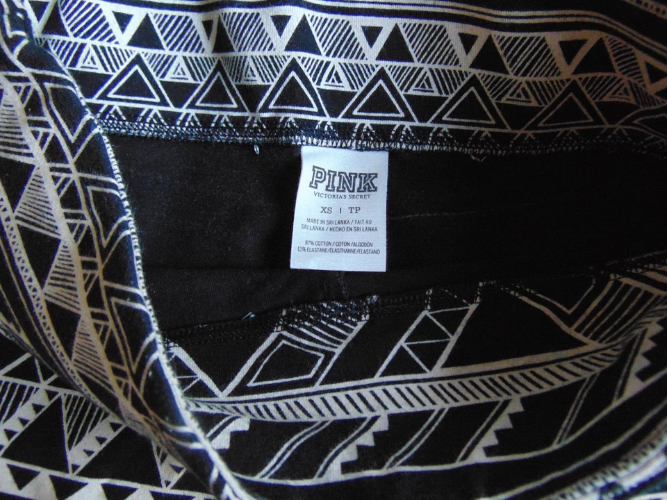 PANTALONES CAPRI ROSA VICTORIA'S SECRET TALLA XS Foto 3 de 3