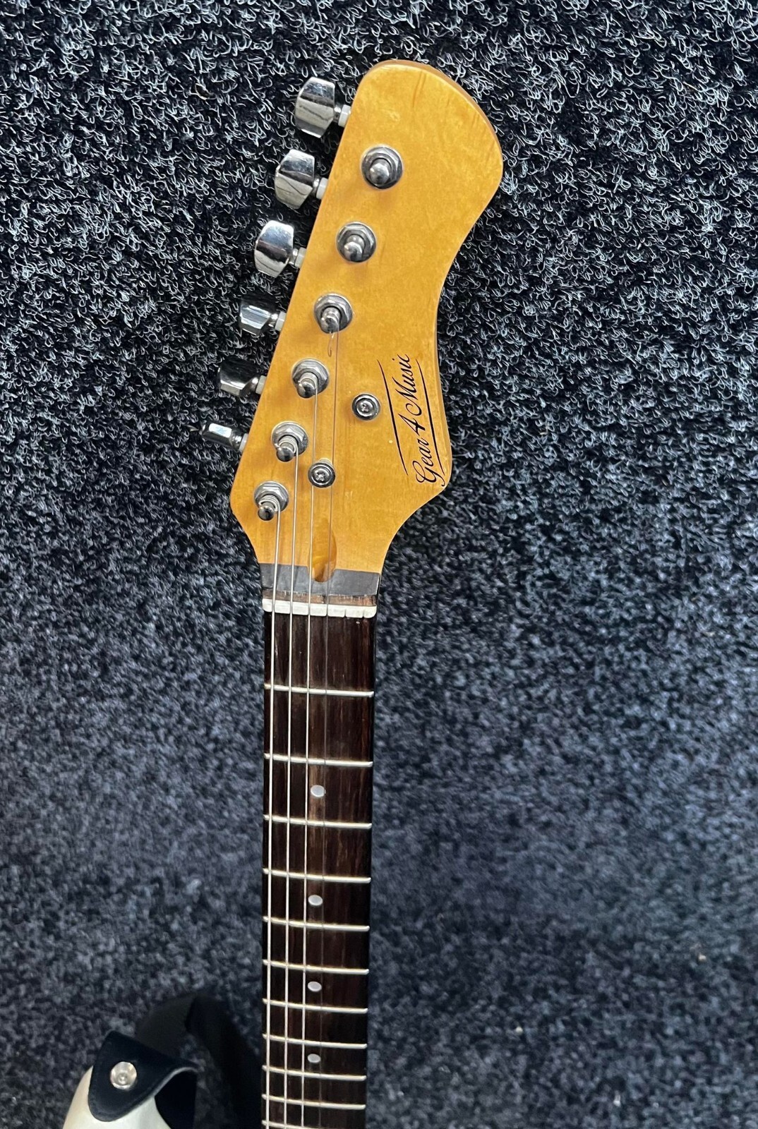 Electric Guitar Gear For Music 6 String Used eBay