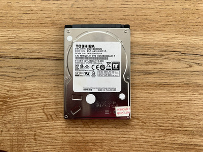 500GB Festplatte HDD 2,5 Zoll mit Windows 11 Pro 25H2 für Notebook Laptop und PC