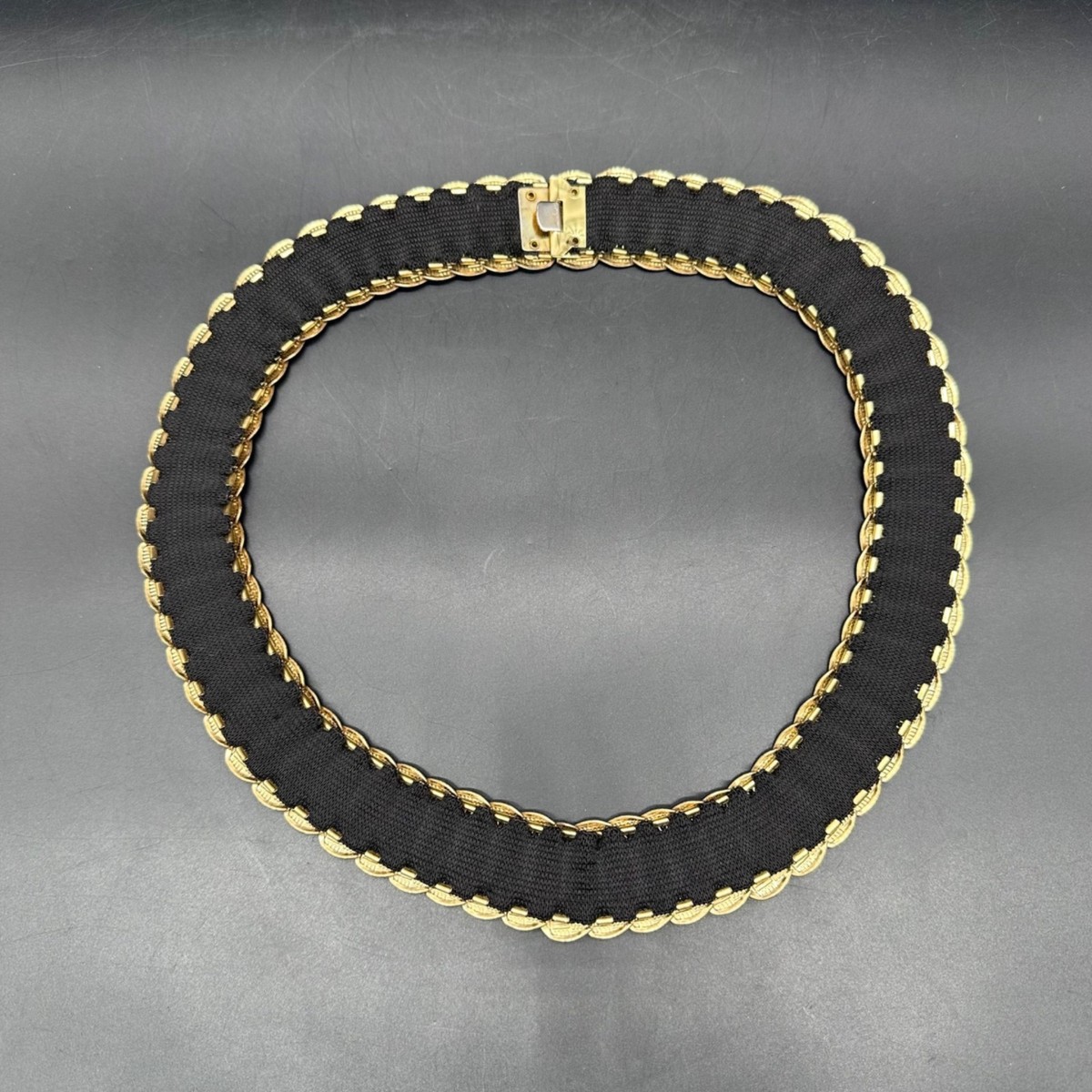 Vintage Gold Metal Stretch Belt 1970s Disco Glam Queen Statement Elastic Retro Vintage Gold Metal Stretch Belt 1970s Disco Glam Queen  main image 3