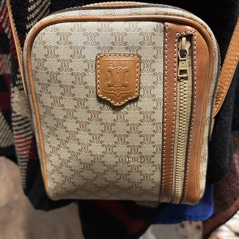 Bandolera vintage Celine Macadam de lona y cuero recubierto. Foto 2 de 4