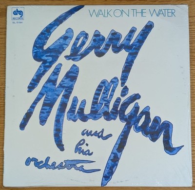 GERRY MULLIGAN AND HIS ORCHESTRA   WALK ON THE WATER -  VINYL LP - X53
