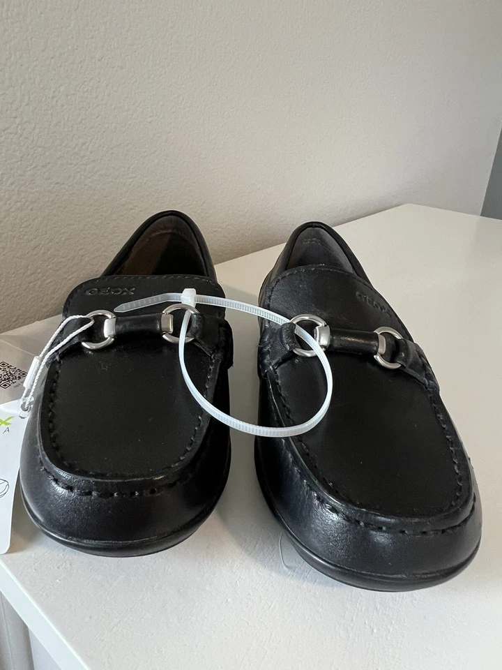 Geox 学步儿童 男孩 意大利漆皮 乐福鞋 29 码 — 第 2/4 张图片