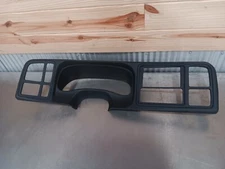 99-02 Chevy Silverado 1500 gmc dash bezel trim