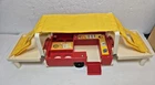 Vintage Fisher Price little people Pop-up Camper for set 992