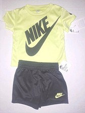 Nike Boys Short Set Dri-Fit 18M NWT