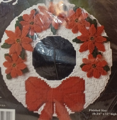 Betts ''Poinsettia Wreath'' Needlepoint on Plastic Canvas Kit, 10 3/4'' x 12''