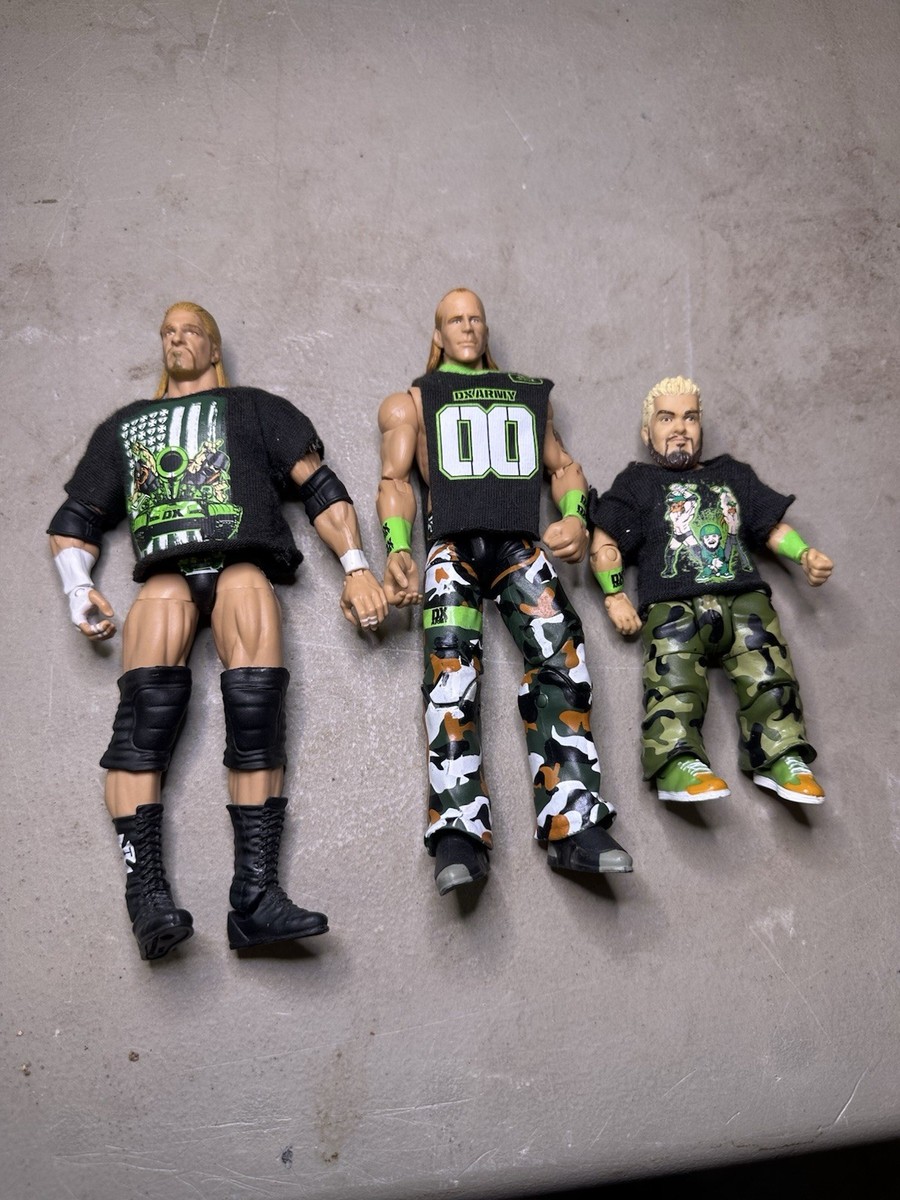 WWE Elite Series 7 DX Triple H Hornswoggle Shawn Michaels Action