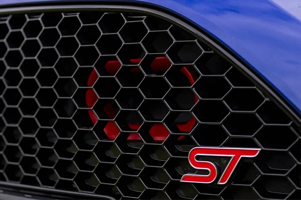 Ford Fiesta ST MK7 Air Scoop Intake Big Mouth Ram air induction kit St180 mk7.5 - Image 3 of 4