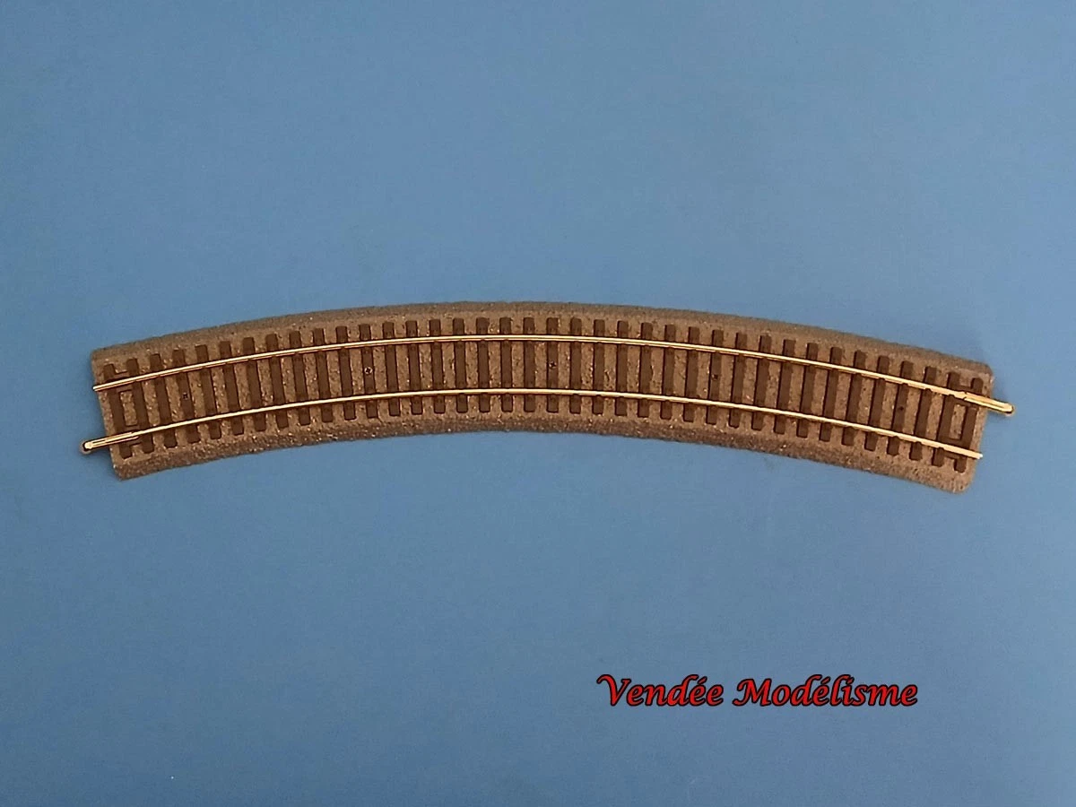 Märklin 24130 Ho Voie C 7 Rails Courbes Avec Ballast R1 = 360 Mm Rayon   30 Degres 3 Rails P Image 565179 Grande