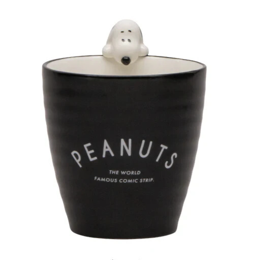 PEANUTS Snoopy Rice Bowl & Teacup w/ a Cute Snoopy Figure Official