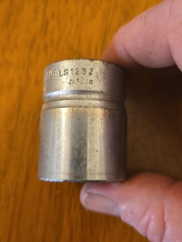 Crescent 1in 12 Point Socket 1/2 Drive LS1232 - Picture 3 of 5