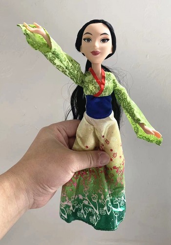 Hasbro Disney Princess Snow White Rapunzel Mulan Pocahontas Cinderella Figurine - Picture 2 of 11