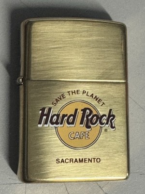 ZIPPO 1998 HARD ROCK CAFE SACRAMENTO BRASS LIGHTER UNFIRED IN BOX C236