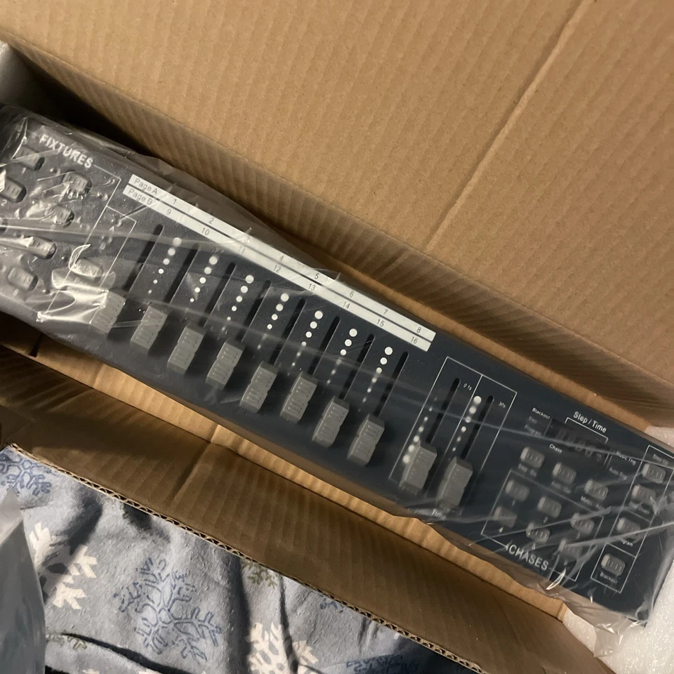 Chauvet DJ OBEY10 DMX-512 2U Rack Mount Light Controller+Beat-Activation OBEY 10 - Image 3 of 3