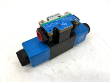 New Eaton Vickers DG4V-3S-2C-M-FTWL-B5-60 Directional Valve 120V 02-109820