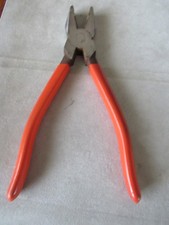 LINEMAN PLIERS DIAGONAL CUTTER 8 1/1" LONG USED