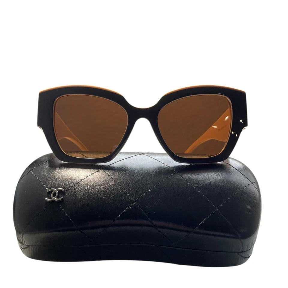 Authentic CHANEL Oversized Black and Beige Frame Sunglasses Case Box SHIPS TODAY - image 3 of 4