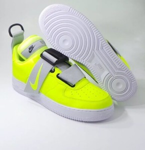 Nike Air Force 1 Utility VoltWhite Black Men's Sz 11 Volt Nike Air Force 1 Utility Volt Grises | AO1531 700 | negras