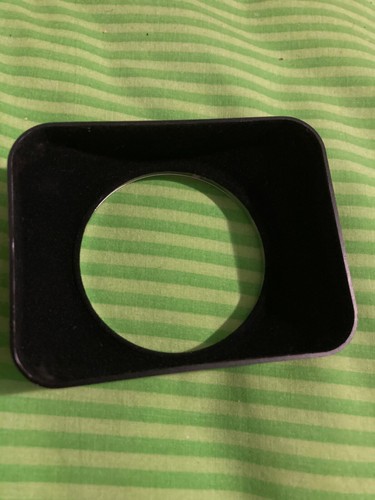 KONICA 28mm F3.5 Metal Lens Hood 55mm with Original case - Picture 2 of 3