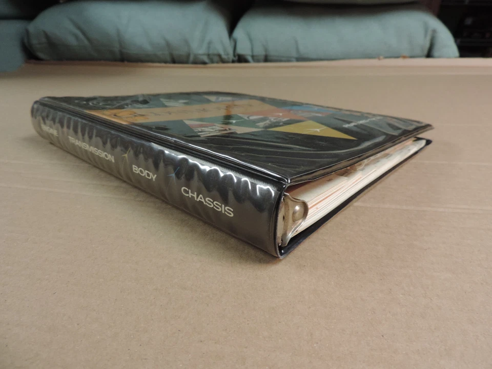 Características del álbum del concesionario Oldsmobile de 1961 Datos del Fact Classic 98 Super 88 F85 Fiesta Foto 2 de 4