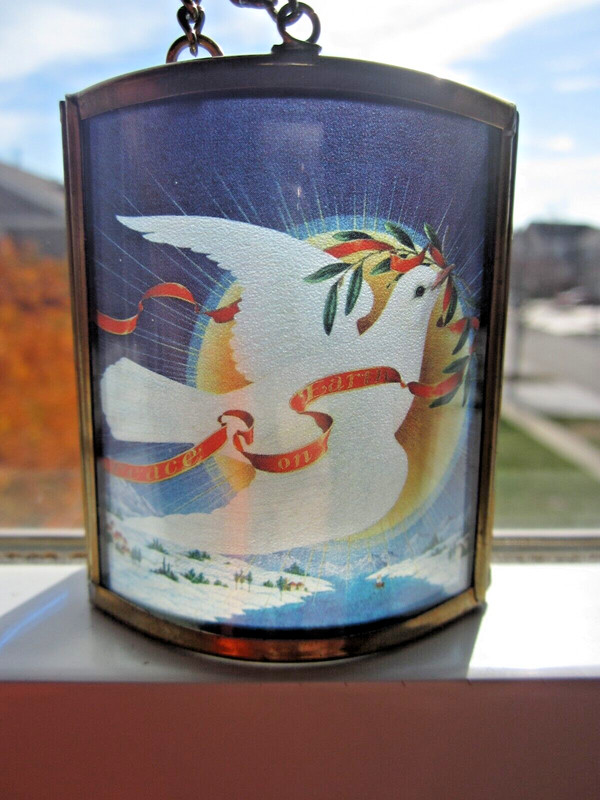 Via Vermont Art Brights WHITE DOVE Stain Glass Light Cover Reflector Christmas