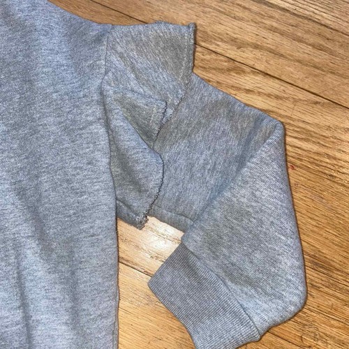 Burberry Children's Girl's Sweatshirt in Gray with Ruffle Sleeve Detail (Sz 4Y) - Picture 4 of 12